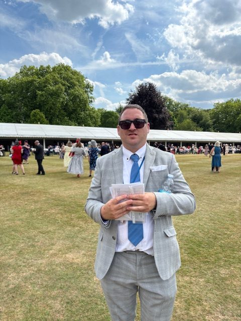 Alan's trip to Buckingham Palace garden party - Hft